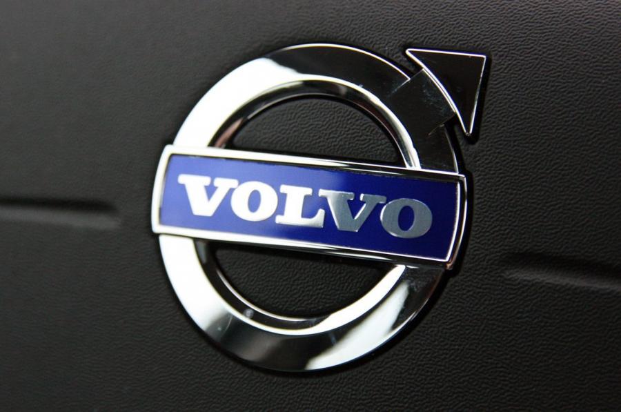  Volvo S60 2010 года  (фото 162 из 226)